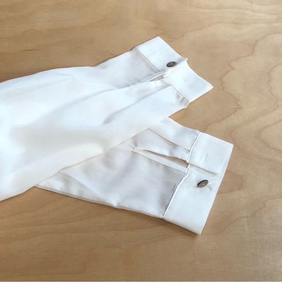 V Neck Sheer Rolled Tabs Sleeve Blouse Size M White Feminine Bohemian. - Picture 9 of 10